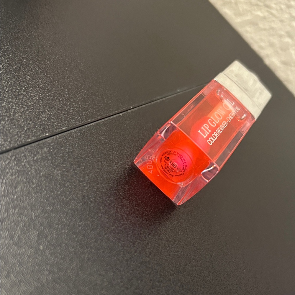 Dior Lip Glow Cherry Oil - Color Reviver - Picture 3 of 3